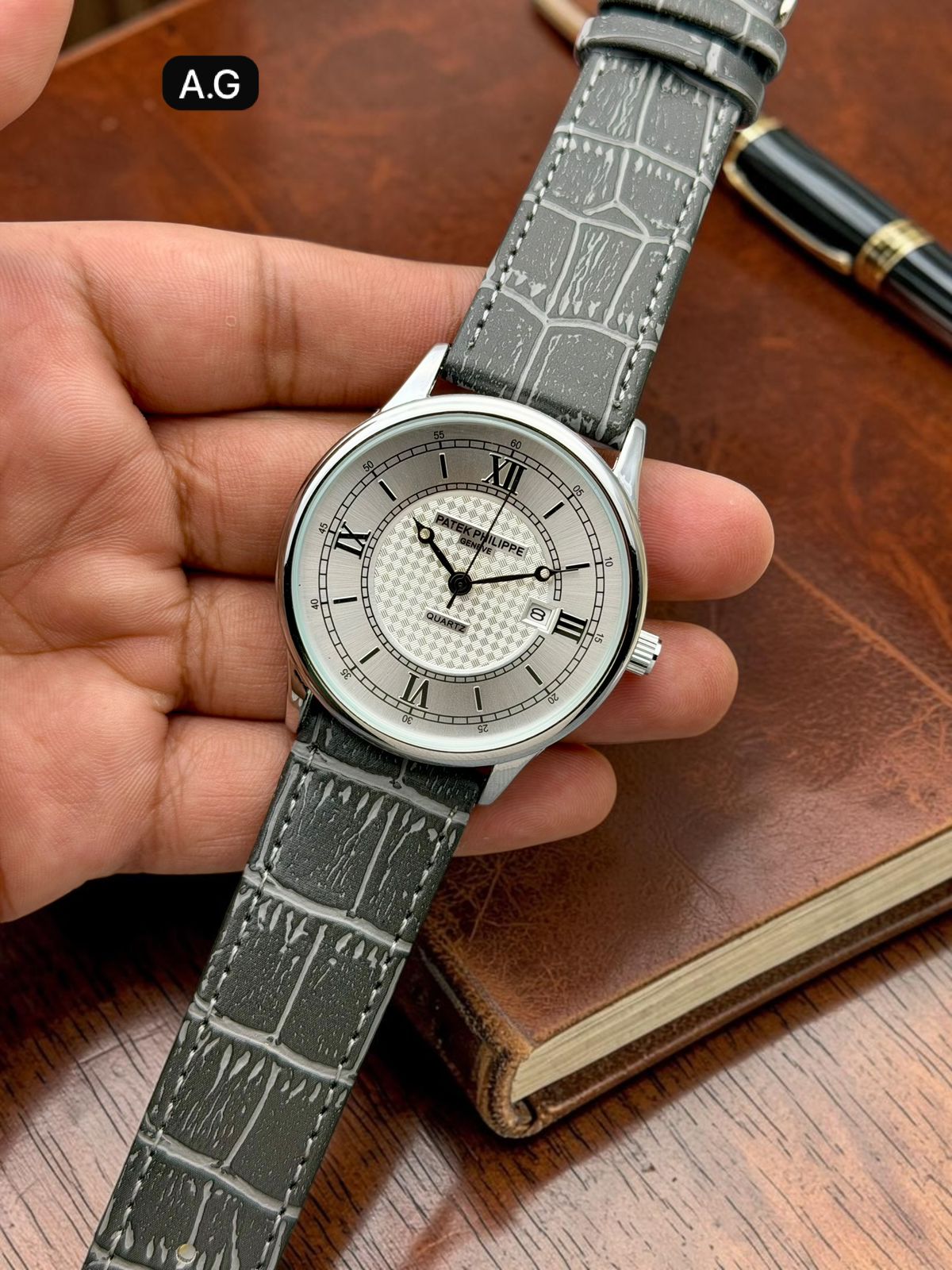 Classic Roman Dial Watch – Green Leather Strap | Elegant Quartz Collection